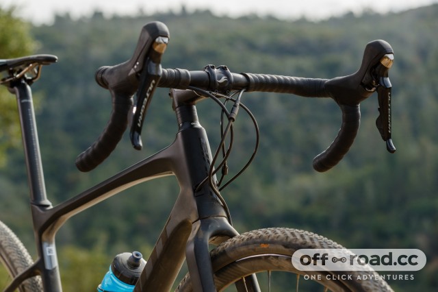 New 2019 Giant Revolt Advanced gets gravel specific geometry off